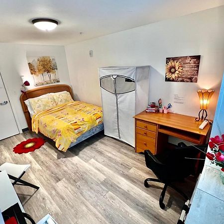 Micro Studio Apartment 10 Minutes Walk To University Of Washington Seattle Exterior foto